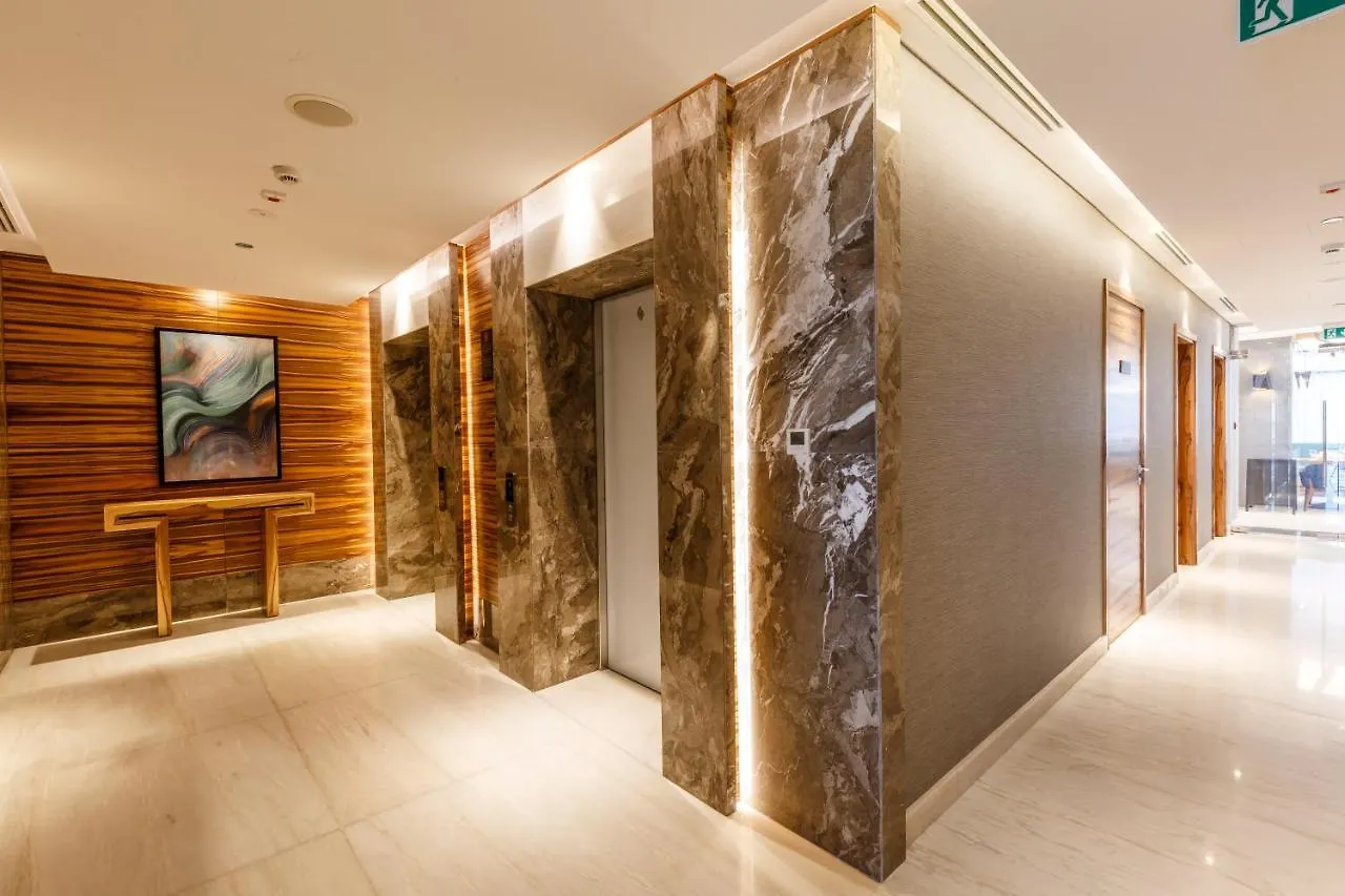 فندق S19 Hotel-Al Jaddaf Metro Station دبي